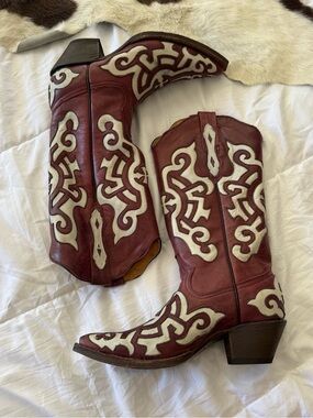 Tanner Mark Burgundy Leather Western Boots with Cream Inlay